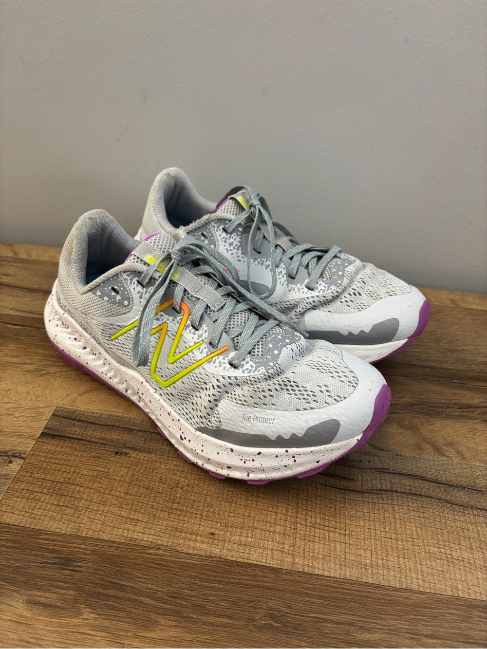 New Balance DynaSoft Nitrel V5 Quartz Grey Cosmic Rose Trail Running Shoes